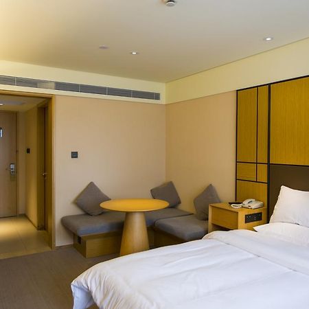 Ji Hotel Shanghai Hongqiao Jinhui Road Екстериор снимка