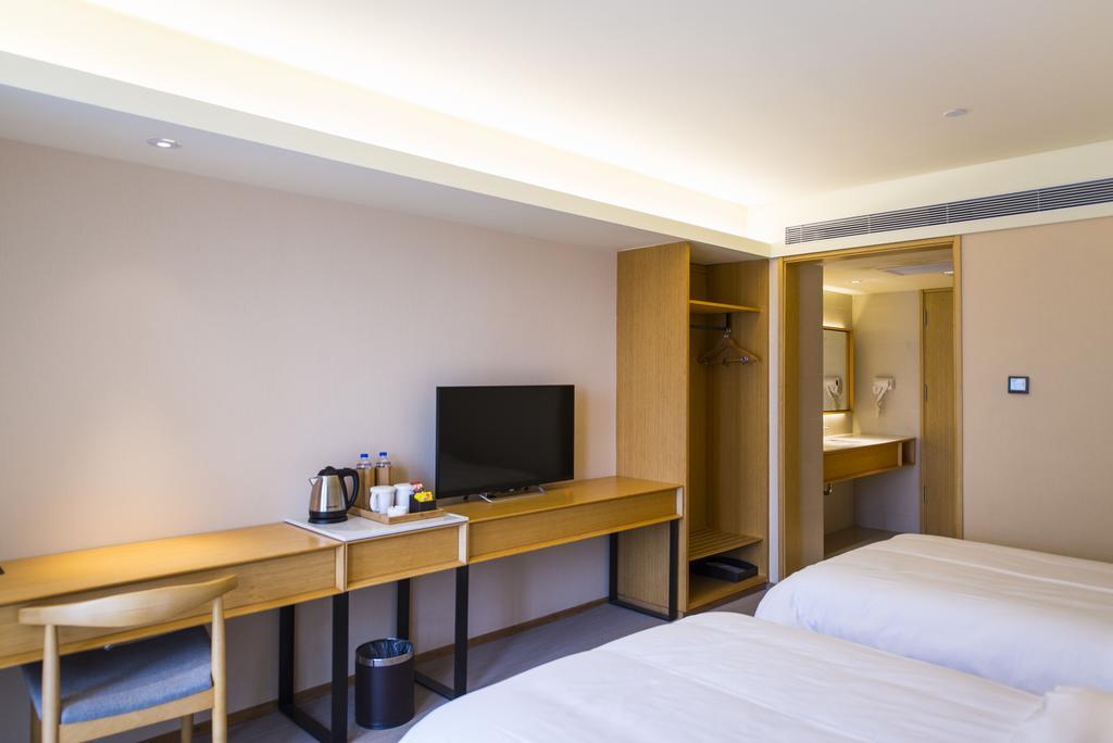 Ji Hotel Shanghai Hongqiao Jinhui Road Екстериор снимка