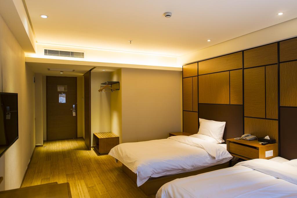 Ji Hotel Shanghai Hongqiao Jinhui Road Стая снимка